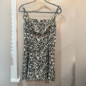 Abercrombie & Fitch Floral Print Mini Dress (Size M) - New W/tag